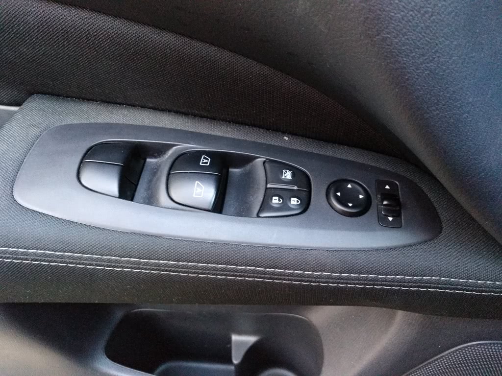 日产探路者3.5与2.0t优缺点,3.5lv6发动机