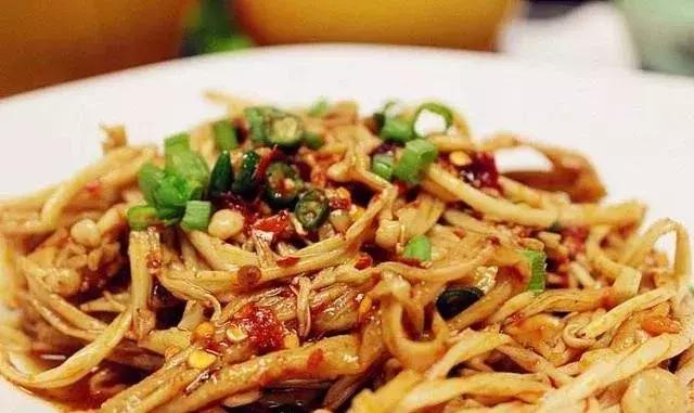 凉拌金针菇凉拌圆白菜,凉拌苦瓜凉拌金针菇