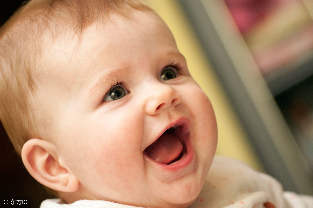 宝宝舌苔正常颜色应该是怎样的,宝宝舌苔怎么样才是正常的