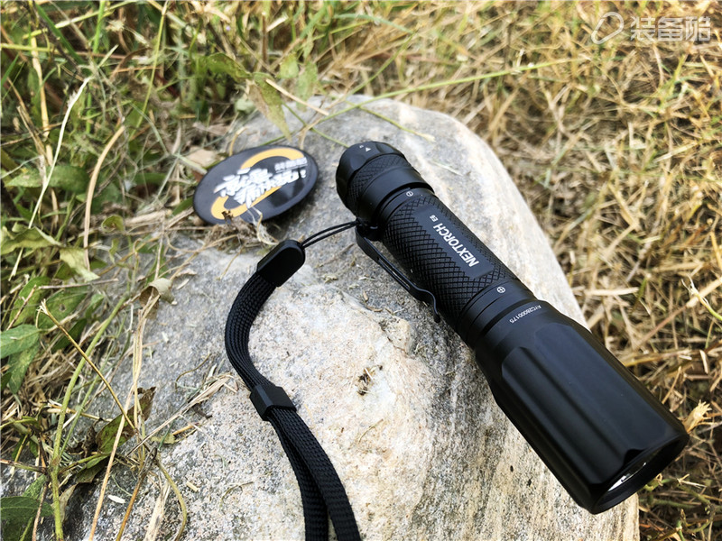 纳丽德强光手电筒哪个款最亮,纳丽德e6手电筒使用方法