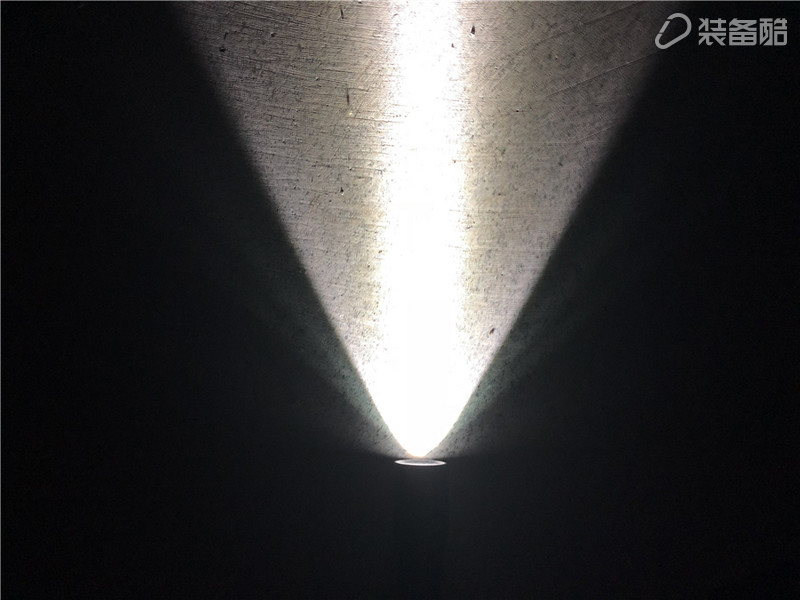 纳丽德强光手电筒哪个款最亮,纳丽德e6手电筒使用方法