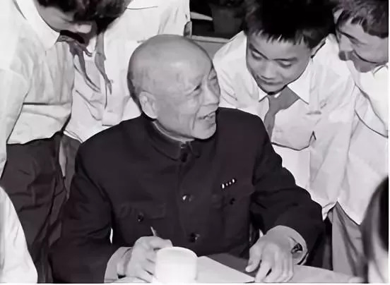 苏步青的数学故事,苏步青讲数学