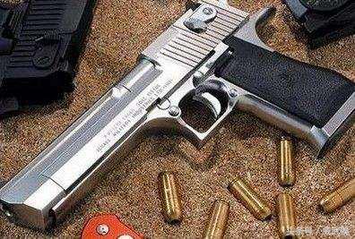 沙漠之鹰这把枪其实是什么枪,沙漠之鹰与其他枪的对比