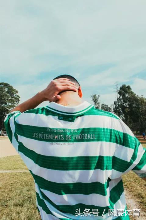 为什么穿球衣里面还要穿一个t恤,球衣能不能当t恤穿