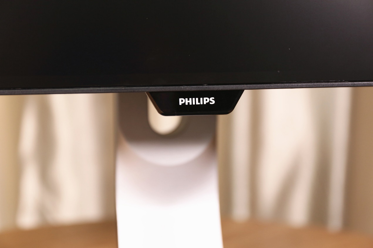 飞利浦显示器241p8q,飞利浦241v8显示器优缺点