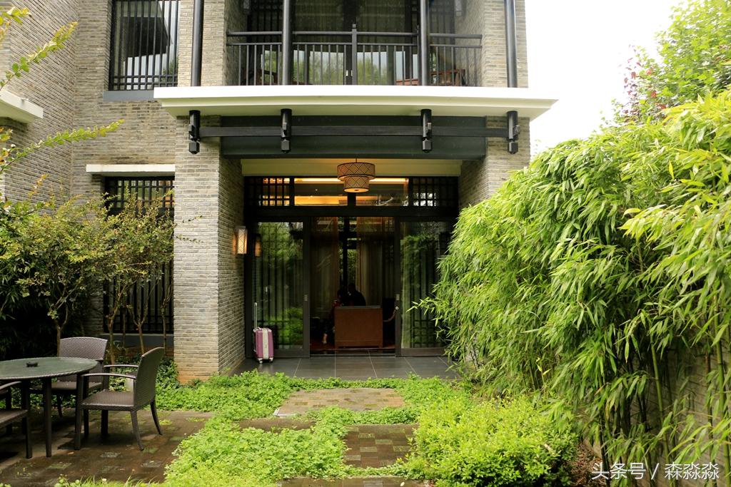 丽江三天两晚住宿春节,丽江旅游适合住哪里的酒店呢