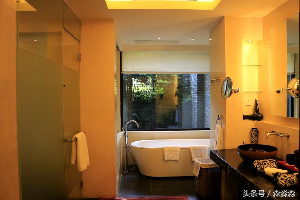 丽江三天两晚住宿春节,丽江旅游适合住哪里的酒店呢