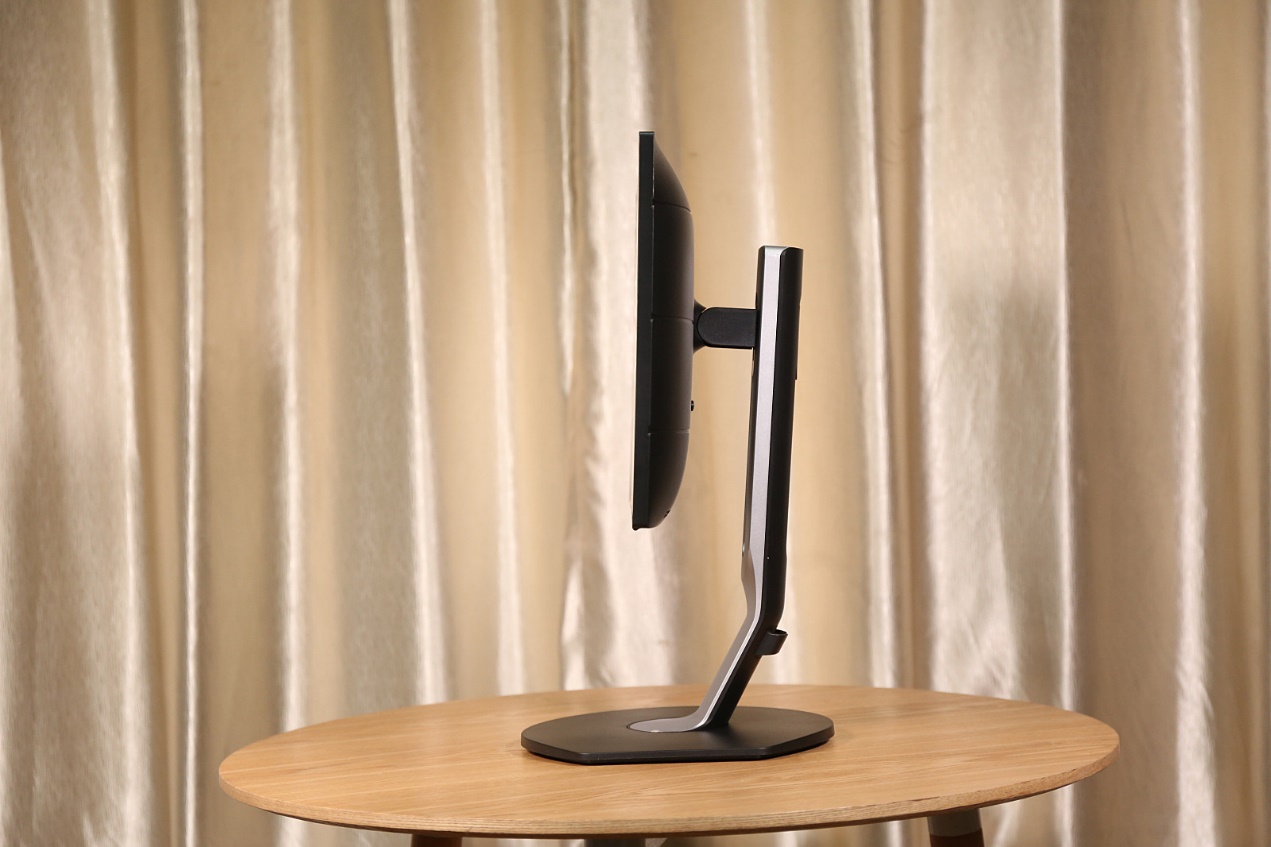 飞利浦显示器241p8q,飞利浦241v8显示器优缺点