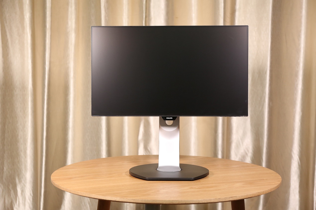 飞利浦显示器241p8q,飞利浦241v8显示器优缺点