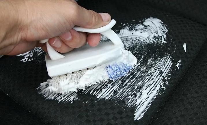 汽车如何防霉除异味,汽车异味怎么保养清洗