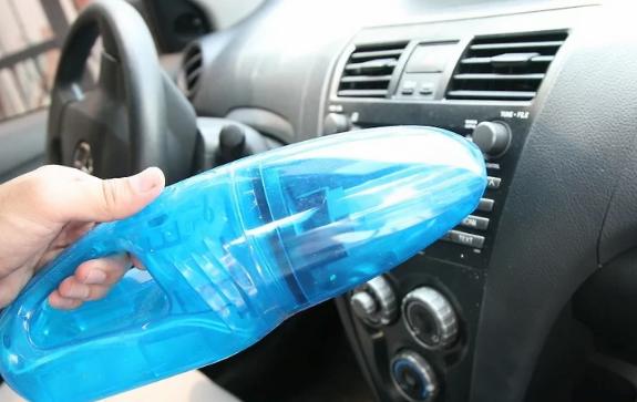 汽车如何防霉除异味,汽车异味怎么保养清洗