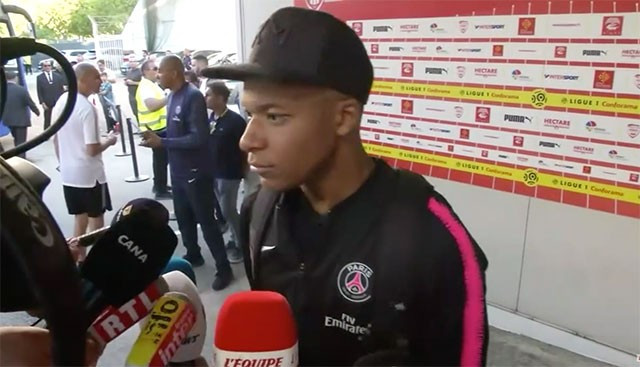 世界杯吃一张红牌被禁赛几场,姆巴佩红牌禁赛