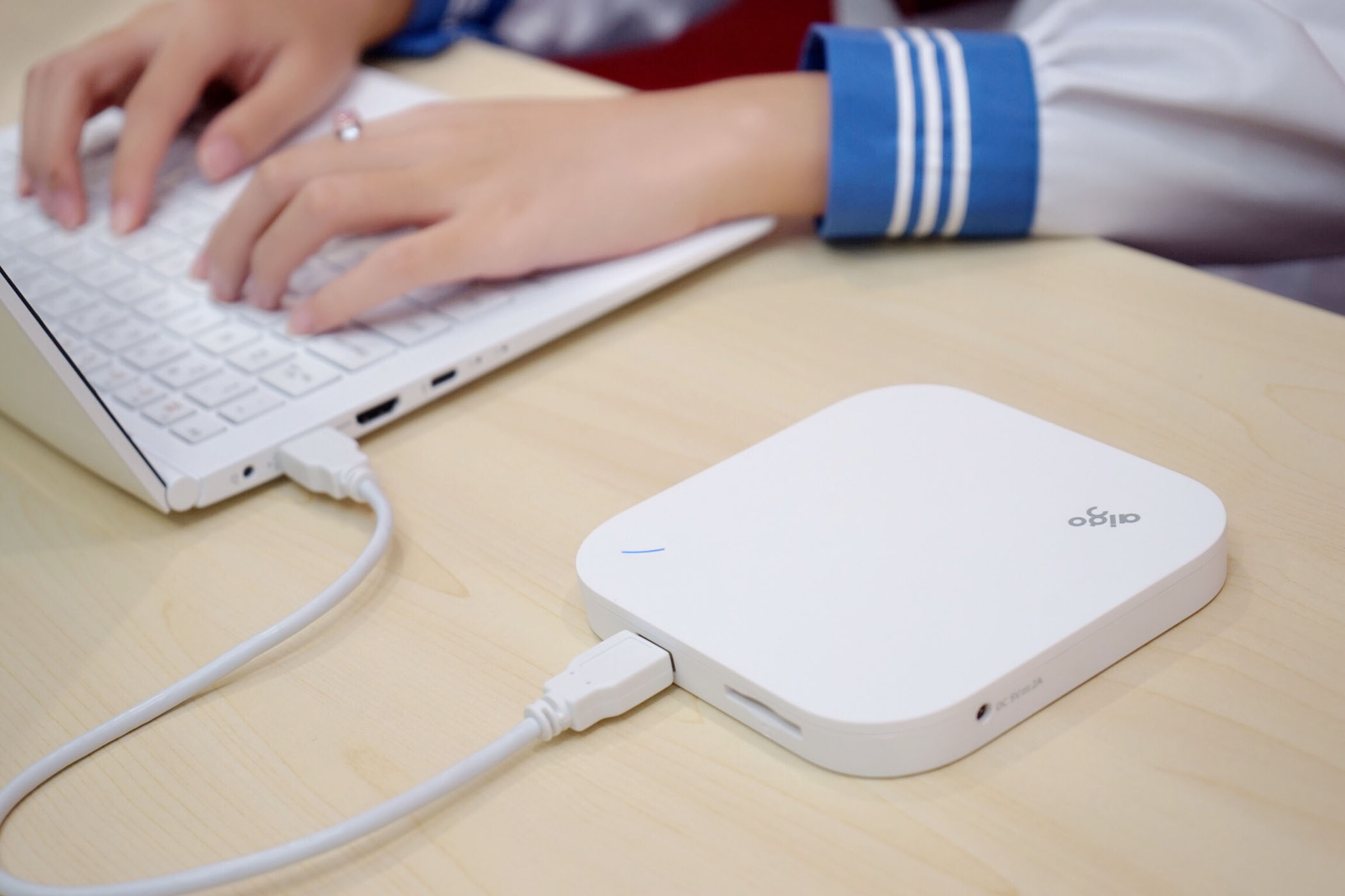 爱国者hd800g深度评测,爱国者hd800硬盘如何连接手机