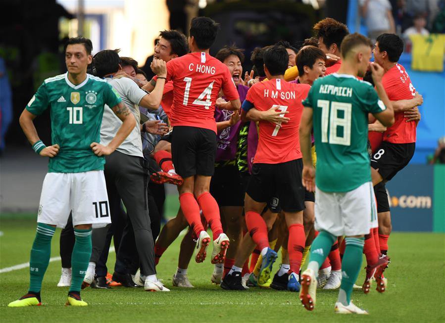 中国男足韩足奖金,韩国男足亚运会夺冠迷妹