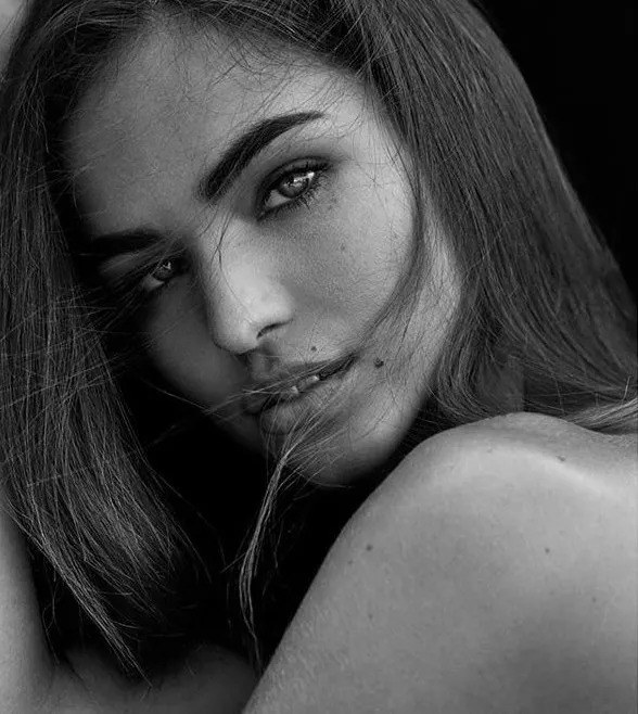 奚梦瑶在维密秀上的巅峰一摔,奚梦瑶维密面试完整版