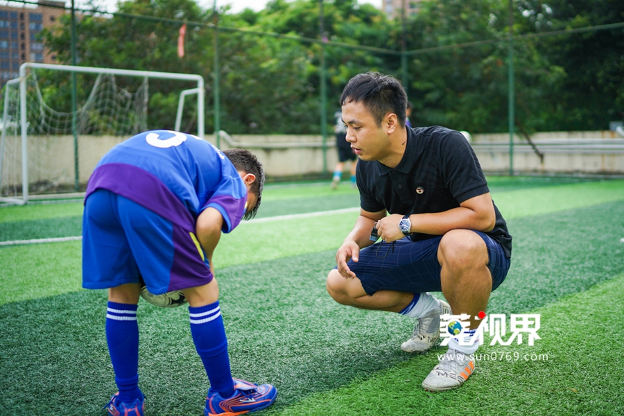 东莞足球天才少年,东莞14岁篮球少年