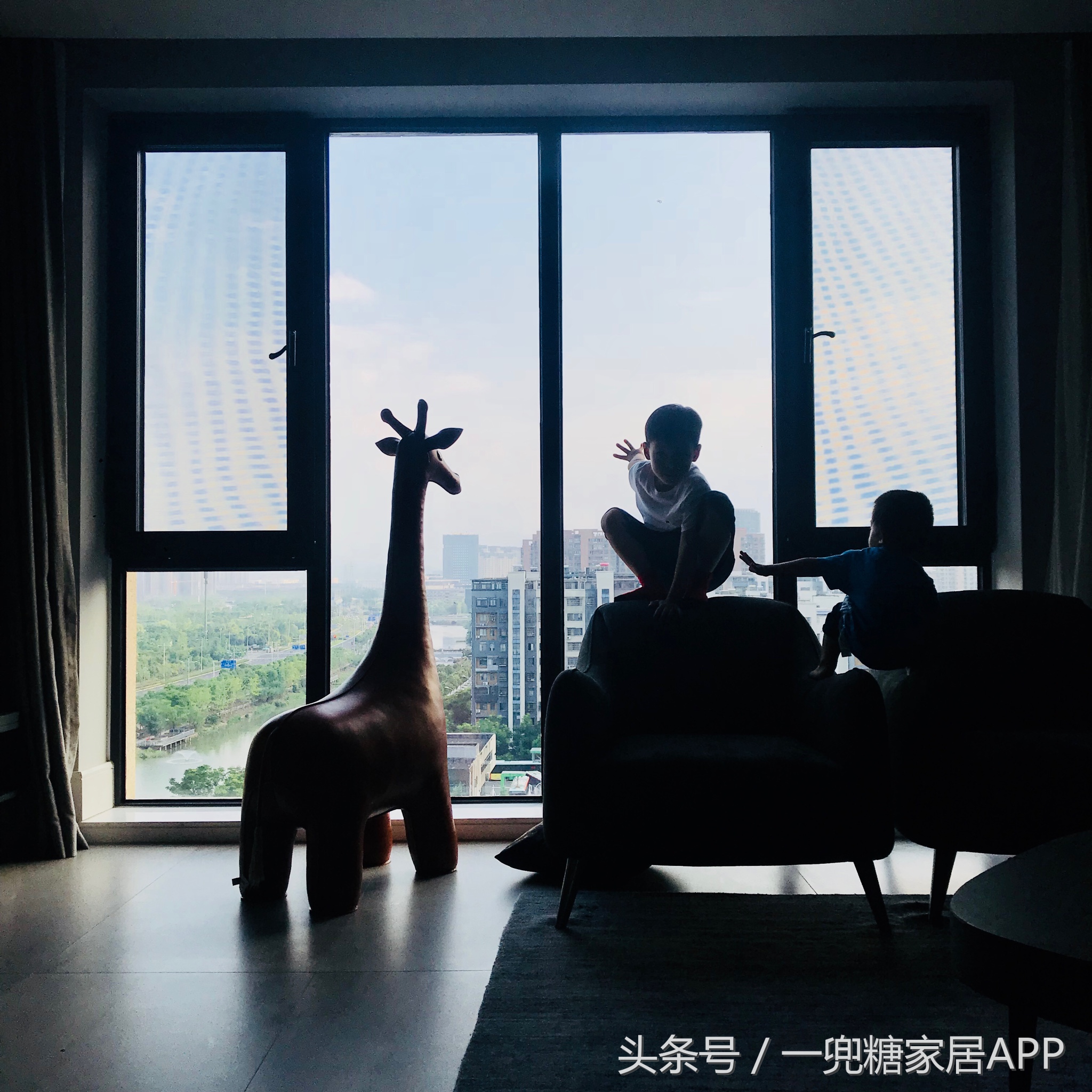 为了2个娃，我183㎡的家，没一个凸出来的柜门把手