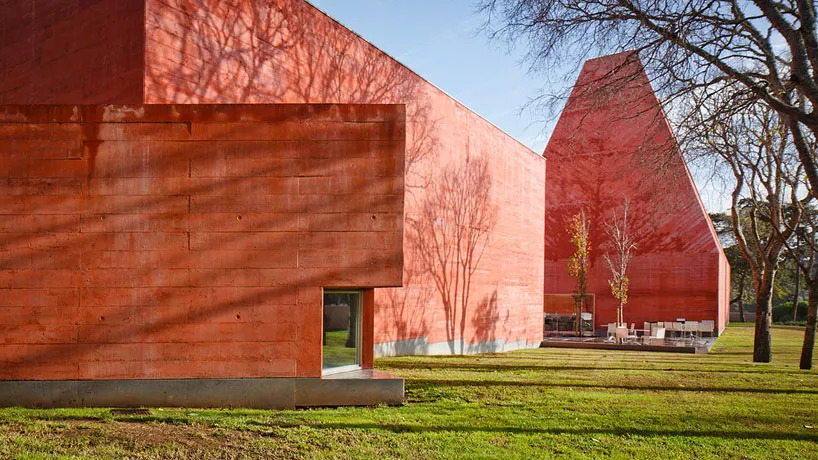 欧洲最顶级的建筑大师,欧洲最美的足球场