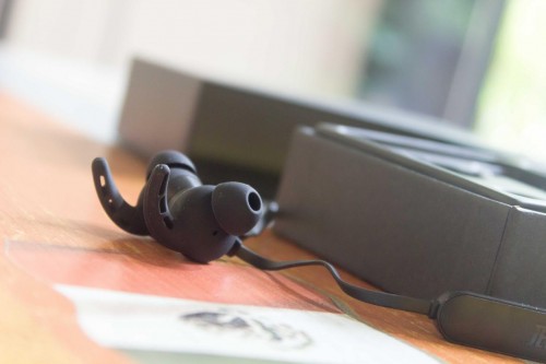 jeetw1钃濈墮鑰虫満,jeetw1涓巜1s钃濈墮杩愬姩鑰虫満璇勬祴