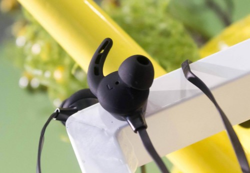 jeetw1钃濈墮鑰虫満,jeetw1涓巜1s钃濈墮杩愬姩鑰虫満璇勬祴