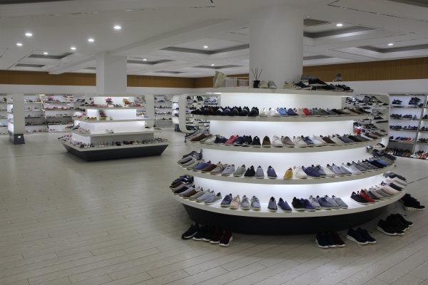 温岭鞋价格表 (温岭高端潮鞋)