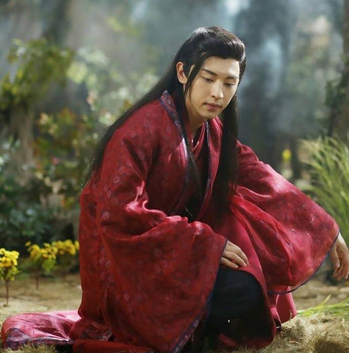 有人说你是女皇帝你该怎么回答呢,假如你是女皇帝长图