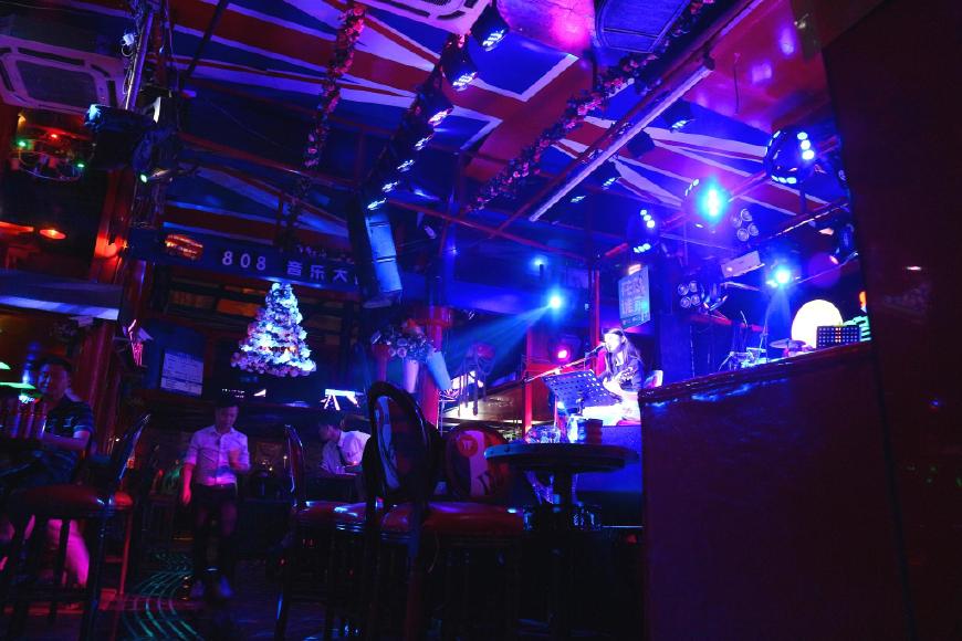 夜色中的九眼桥,美丽夜景太迷人成都九眼桥酒吧