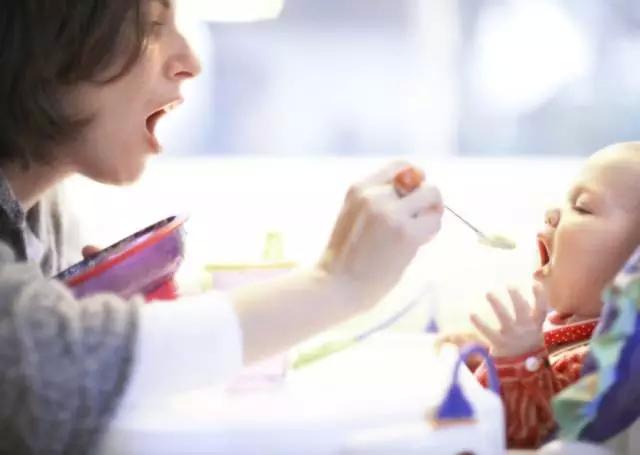 飞机行李不能带的东西有哪些,飞机托运行李箱有什么东西不能带