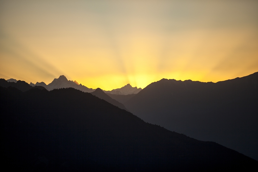 娴簯鐗у満缃戠孩姘戝,娴簯鐗у満楂樺北