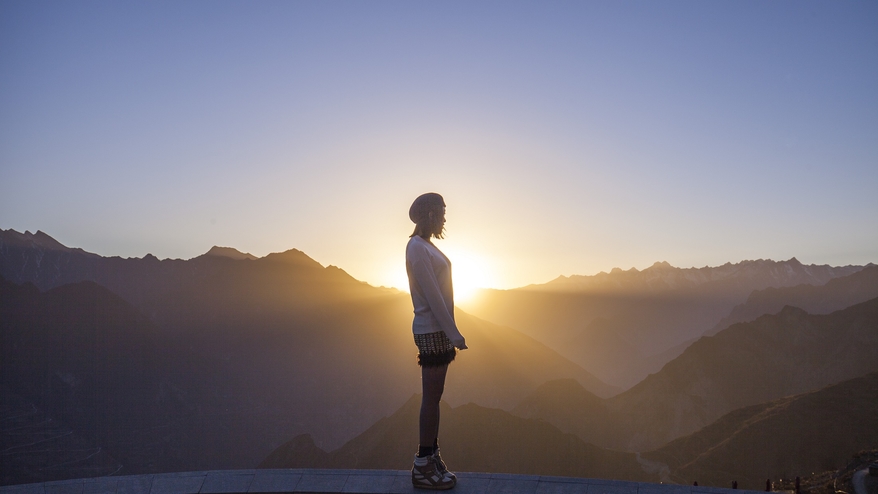 娴簯鐗у満缃戠孩姘戝,娴簯鐗у満楂樺北