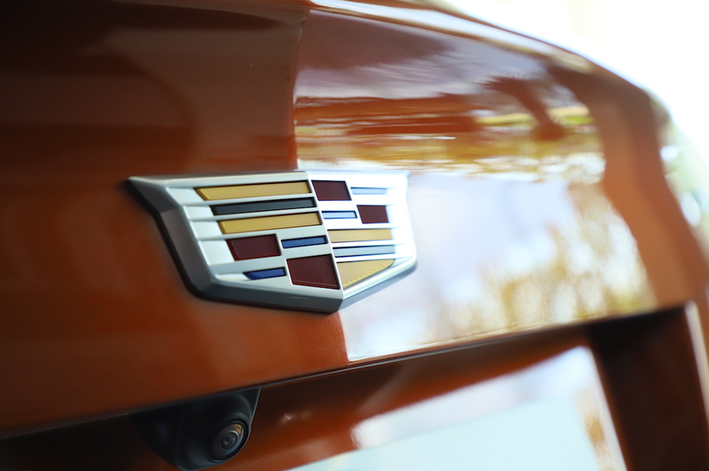 最新款凯迪拉克xt4值不值得买,2020款凯迪拉克xt4值不值得买