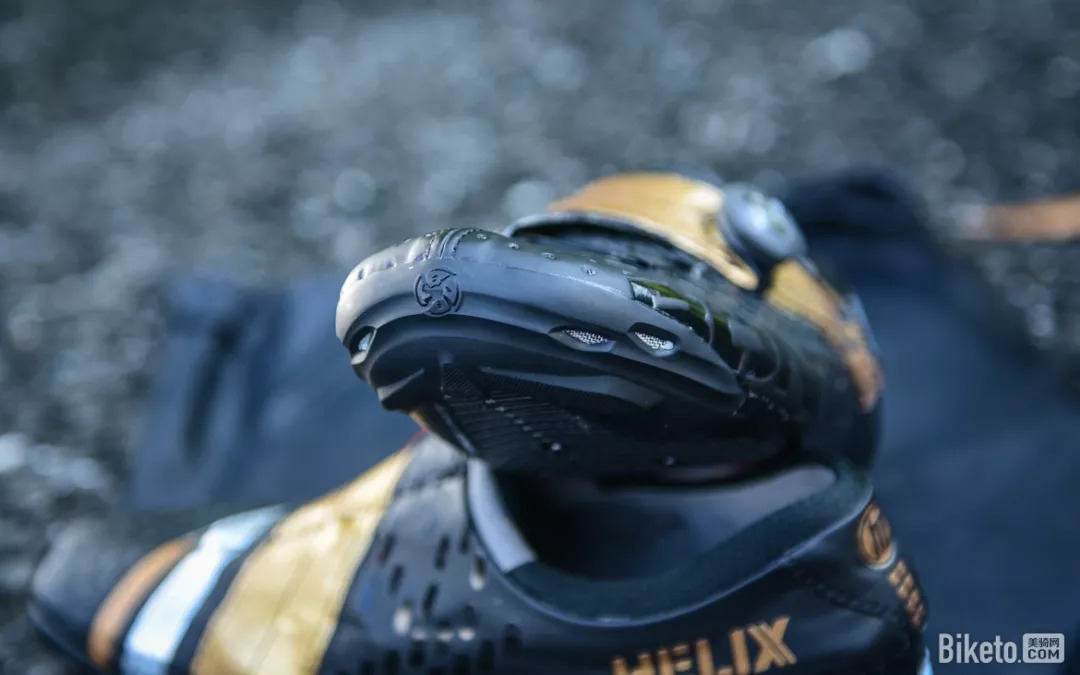 编辑的自购自评BontHelix公路锁鞋