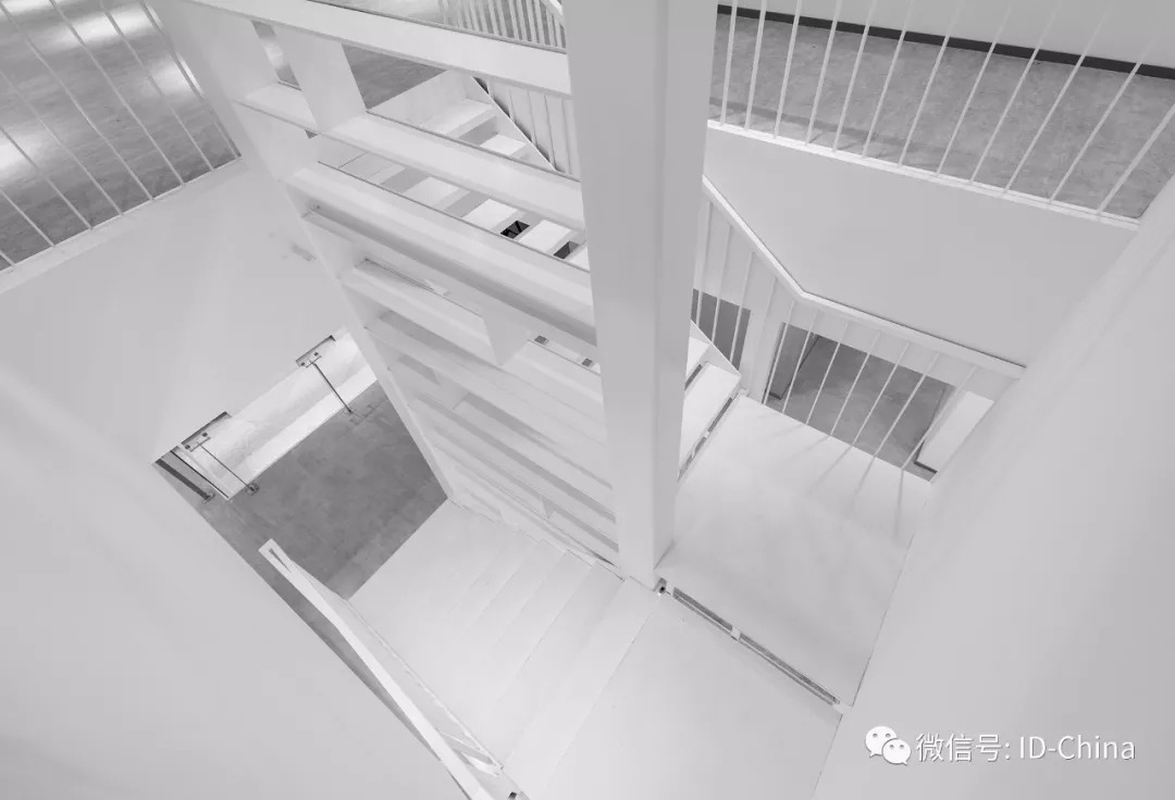 「创意暴走」艾迪尔IDEAL：五层法学大楼的实用与美学