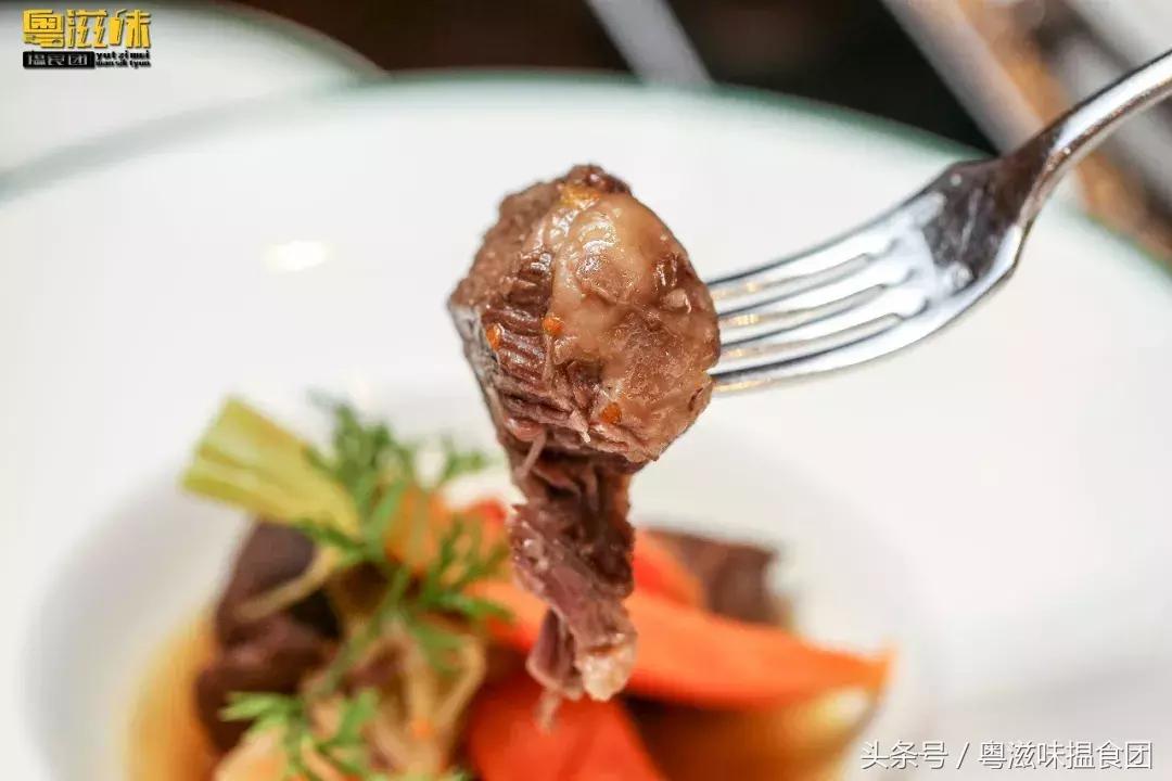 随食欲放纵秋日，“吃吃不忘”皆在金沙度假区