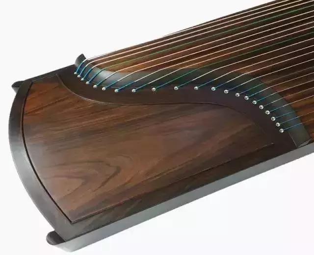 敦煌古筝裂了怎么办,古筝底板磕裂了怎么办