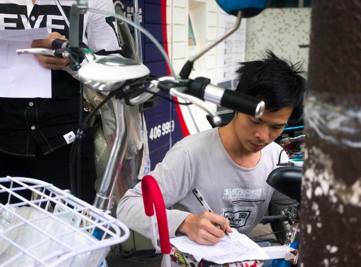 让一周斩获1.5个亿的*弹子**短信告诉你个人隐私是怎么丢的