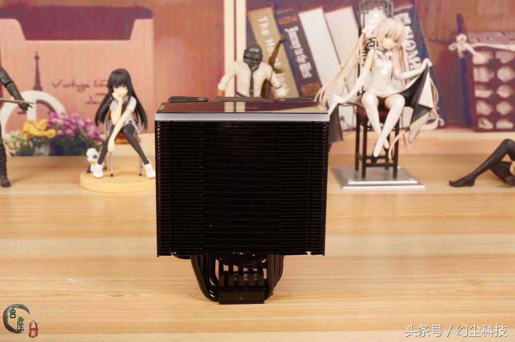 当散热器多了FRGB功能,从此颜值逼格都满满,超频三东海印象开箱