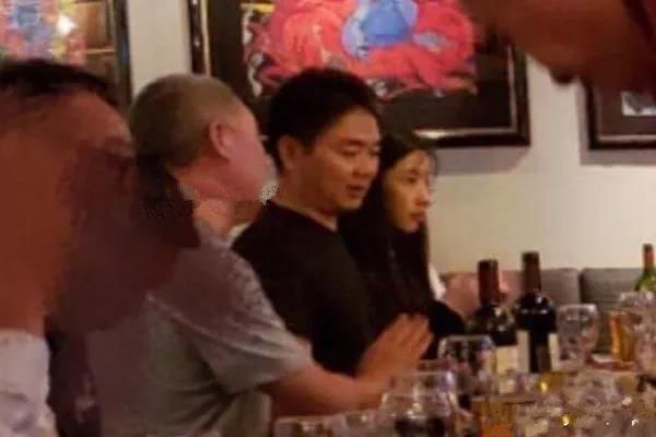 如何评价章泽天的,章泽天到底有多清醒