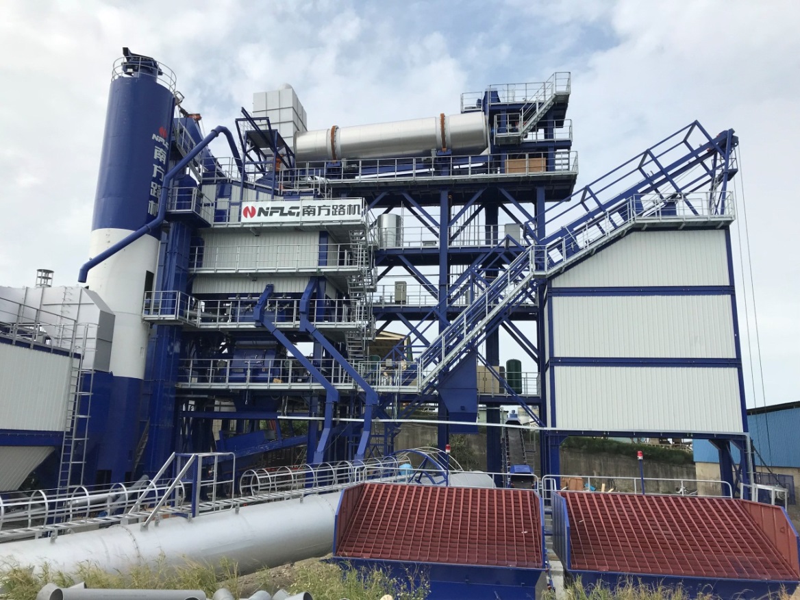 守卫同一片蓝天南方路机环保型沥青混合料搅拌设备应用于台湾