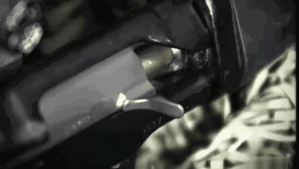 中国枪王徒手接弹壳,解放军最新制式狙击步枪