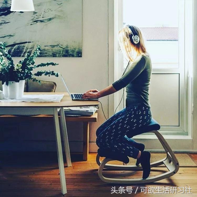 长时间坐着工作，什么样的椅子才能对的起千年老腰？