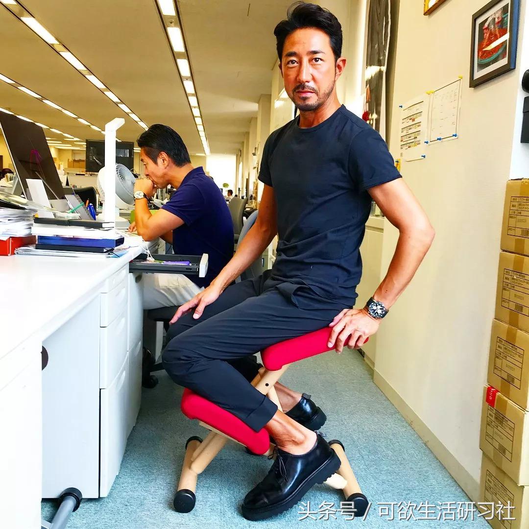 长时间坐着工作，什么样的椅子才能对的起千年老腰？