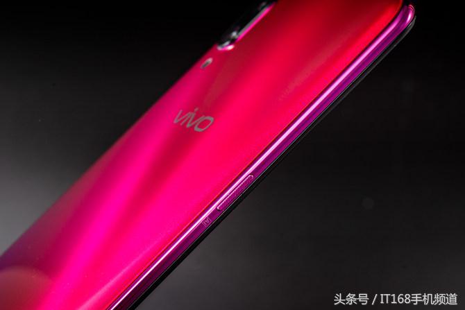 vivox23评测外观惊艳拍照更惊人,vivox23手机怎么样好用吗