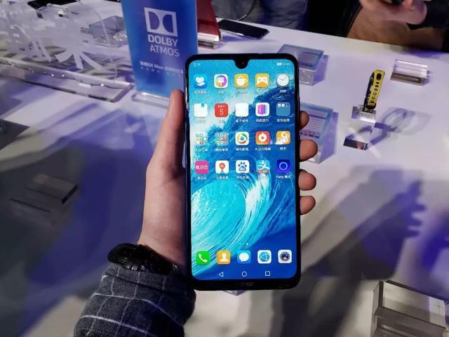 荣耀8x麒麟710评测,荣耀8x和华为麒麟710