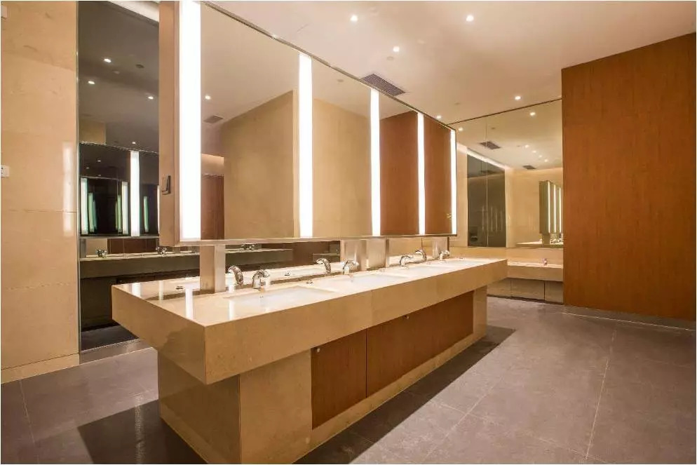 避而不谈是你最好的态度,闭口不谈的话题犹如一醉不可方休