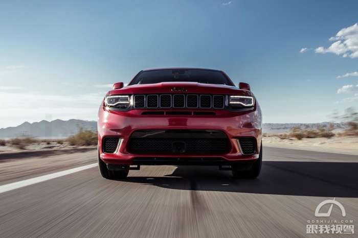 jeepsrt8怎么样,jeepsrt8越野适合跑高速吗