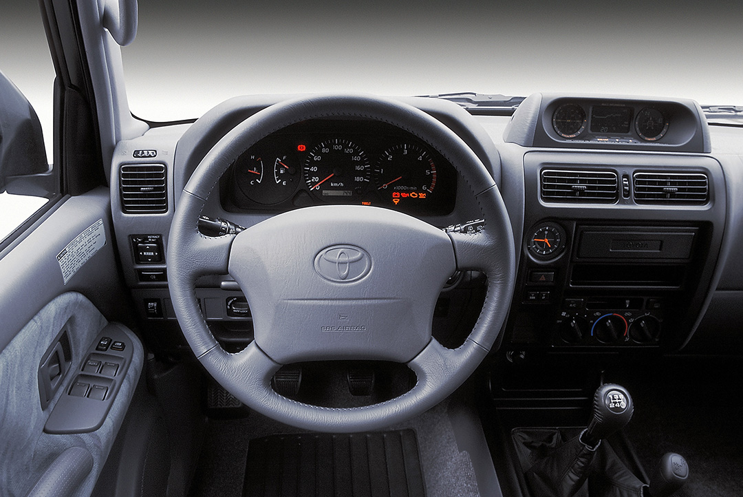 2018款4.0普拉多二手车价格,保值率高的普拉多2700