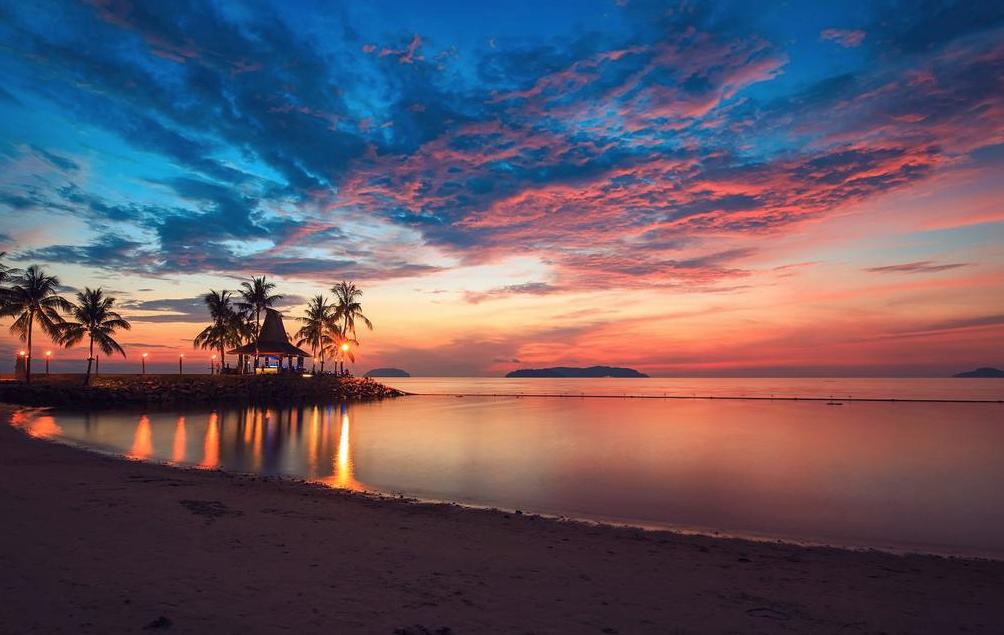 世界十大度假海岛排行榜前十名,全球海岛旅游推荐排行榜前十名