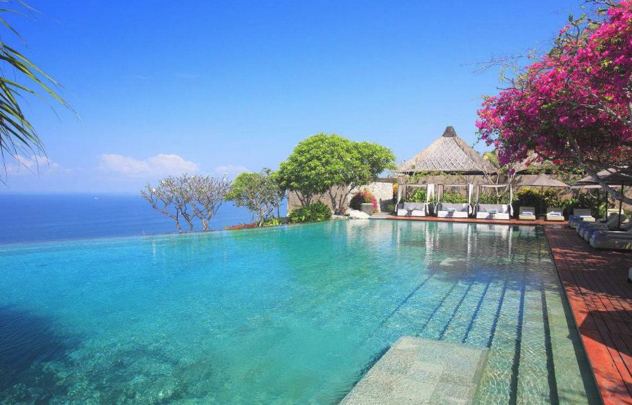 世界十大度假海岛排行榜前十名,全球海岛旅游推荐排行榜前十名