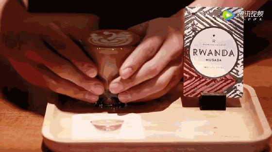 探访星巴克门店,首家社区星巴克